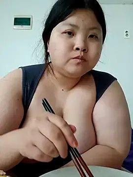 hello098712 on StripChat