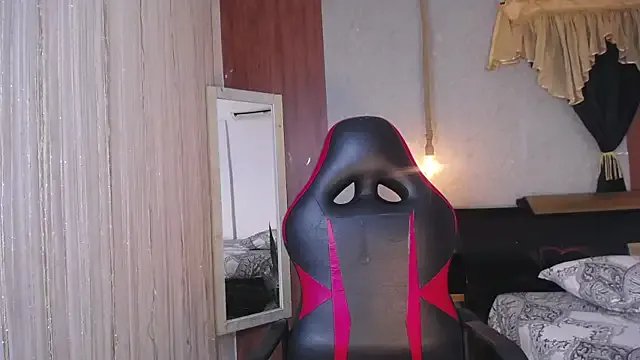 hera_divine on StripChat