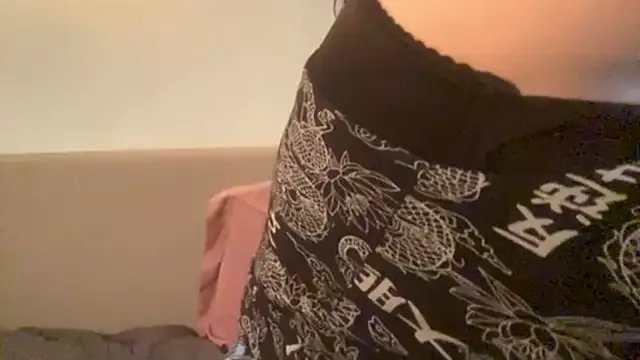 HereLora — make me smile