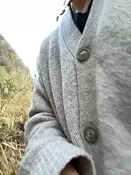 Hideen-real-face on StripChat