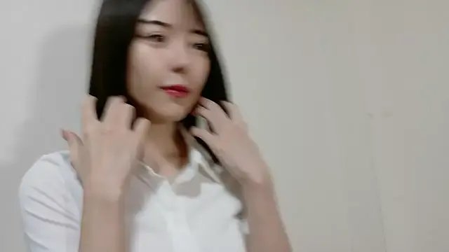 hinata_chan3 on StripChat