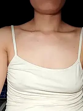 Hinna_x on StripChat