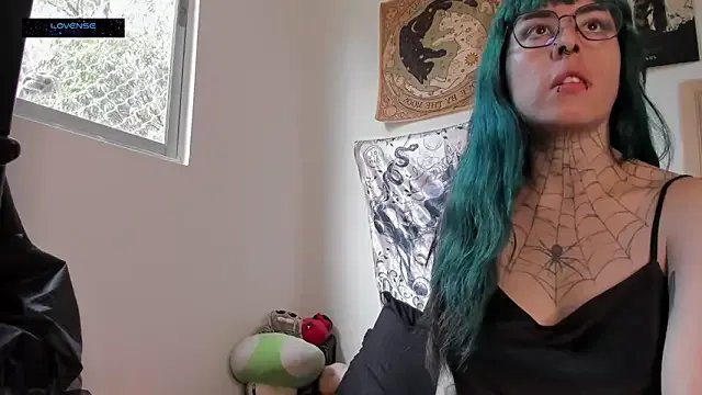 Hisato111 on StripChat