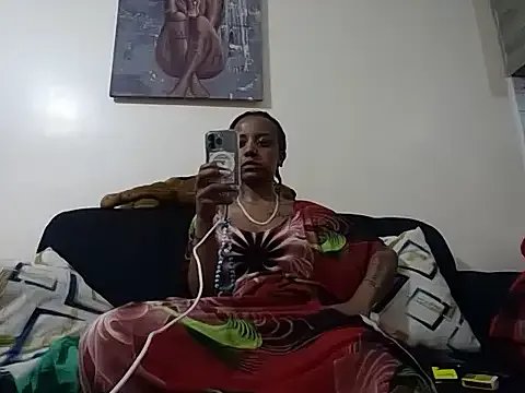 hoely_grail01 on StripChat