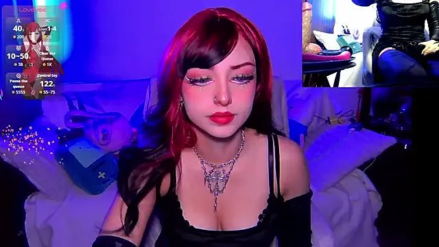 Freechat HollyDominic on StripChat