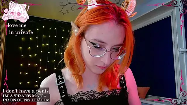 Honelin on StripChat