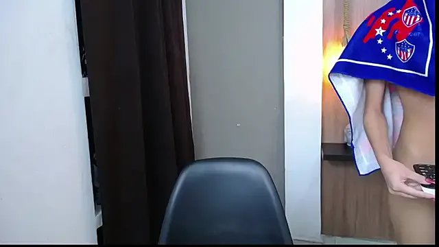 Freechat honeymoon_12 on StripChat