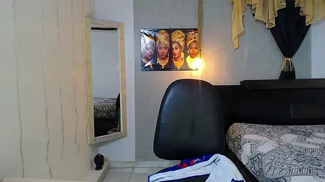 Freechat honeymoon_12 on StripChat