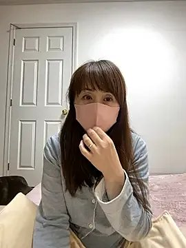 HONMONOHUUHU on StripChat