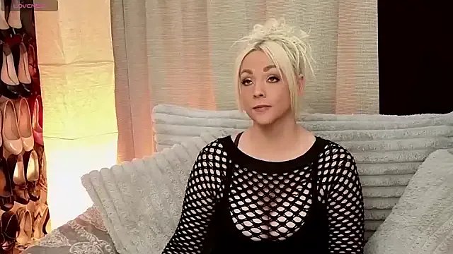 HopeDaylee on StripChat