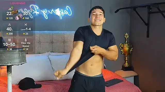 Horny_nick18 on StripChat