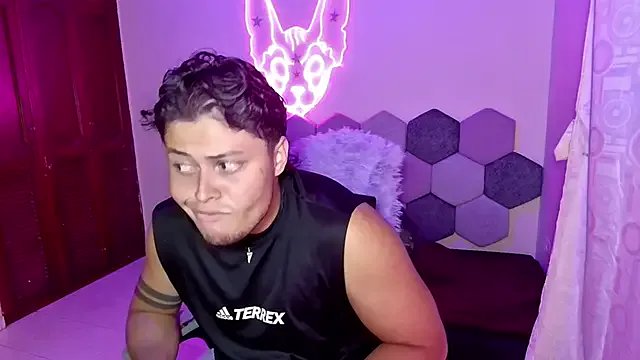 Horny_tgn on StripChat