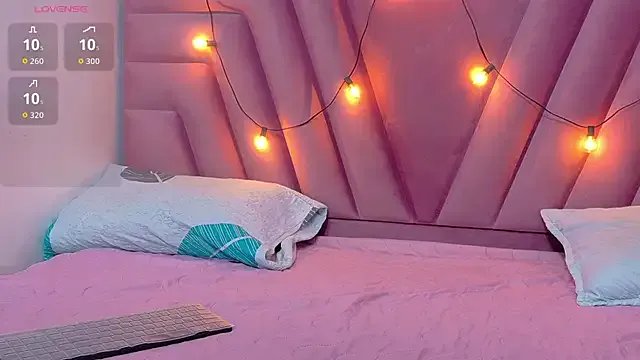 hornybarelylegalgirl — MAKE ME CUM