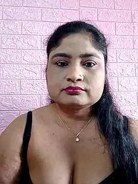 hornyriyanka on StripChat