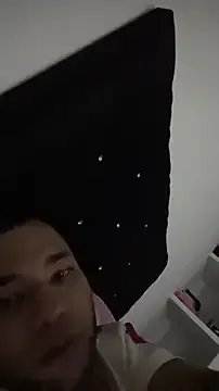 Hot2gether69 on StripChat