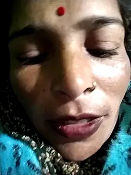 Hot_Kajal5 on StripChat