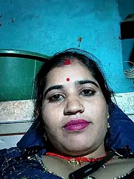 Hot_kamla on StripChat