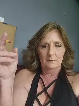 HotAzMilf — Get naked!