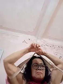 Hotestlove on StripChat