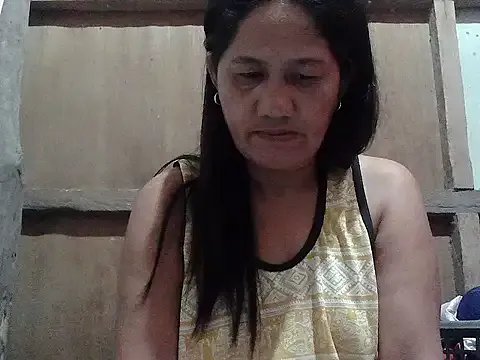 hotmama_063 on StripChat