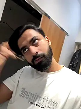 hottestboy03 on StripChat