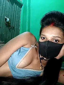 Hoty_girl_143 on StripChat