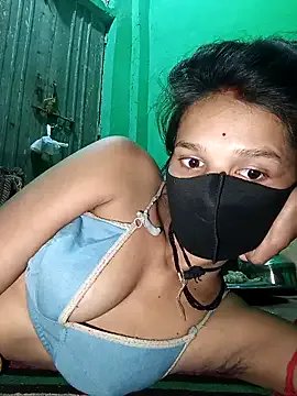 Hoty_girl_143 on StripChat