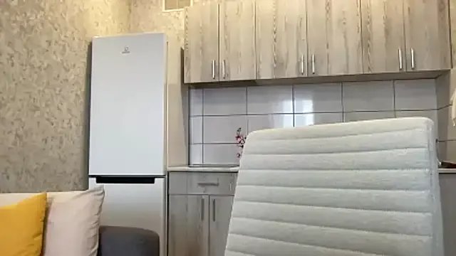 HotyWinter — SQUIRT