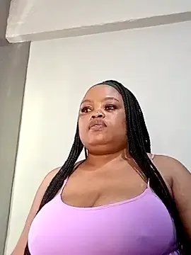 hugemelonsxxx on StripChat