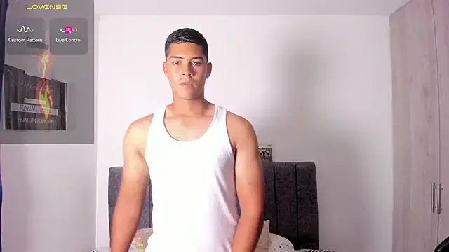 Iamdylan777 on StripChat