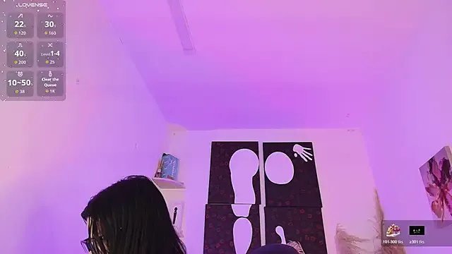 Iamlola_ on StripChat