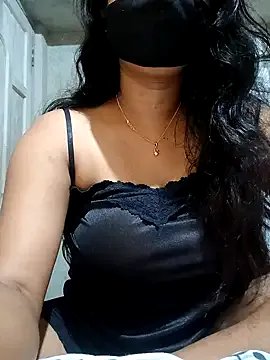 Freechat IamNaina69 on StripChat