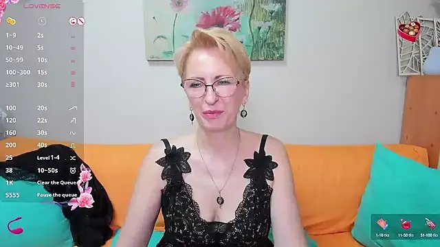 iamyourdream89 on StripChat