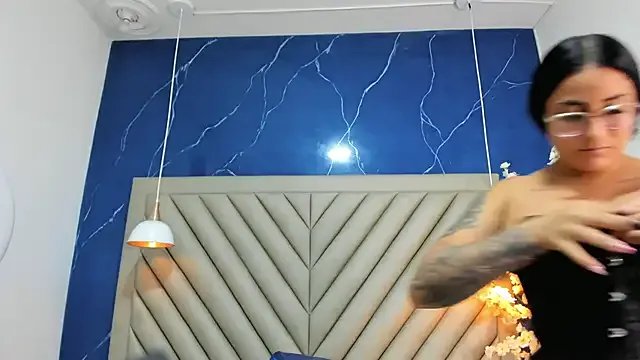 Ibbie_drastic on StripChat