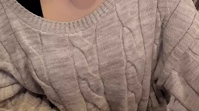 IceDanielles on StripChat