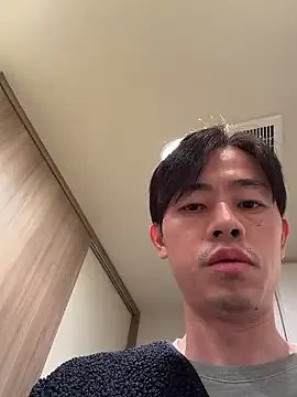 iiiviviii on StripChat