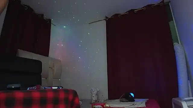 im_mishellbigass on StripChat