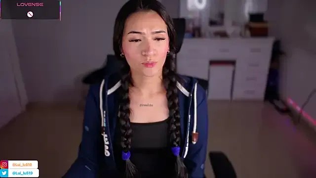 ImLui_lu on StripChat