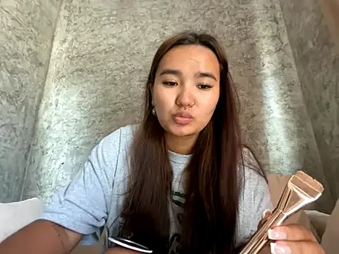 immahawaii on StripChat