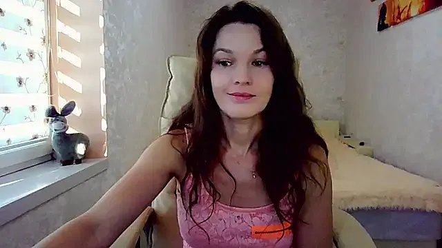 impossibleluna on StripChat