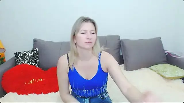 Incredible_Ariela on StripChat