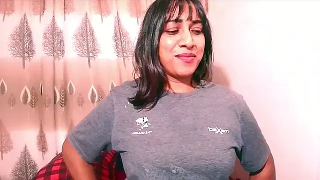 Indian_Erotic69 on StripChat