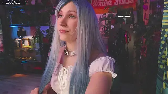 Inkbuttercup on StripChat