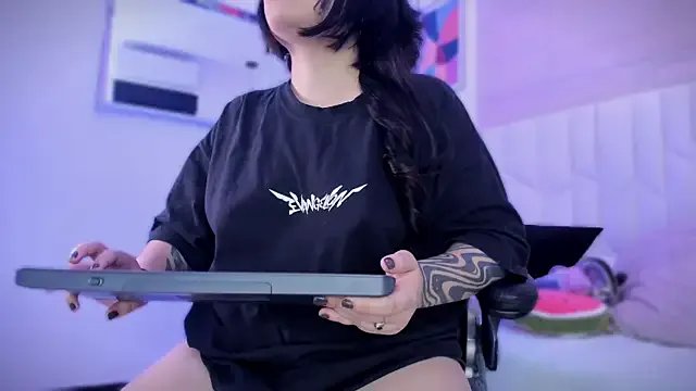 io_chie_ on StripChat