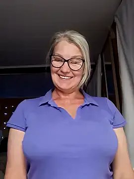 irinamaux on StripChat