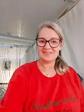 irinamaux on StripChat