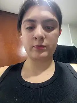 IrisBaker on StripChat