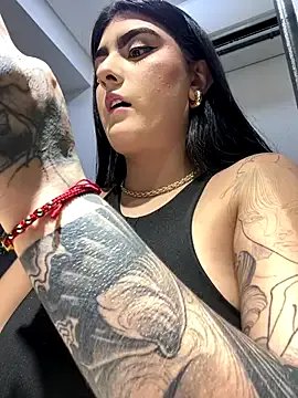 IrisBaker on StripChat