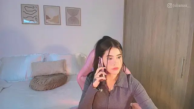 iriswest_ on StripChat