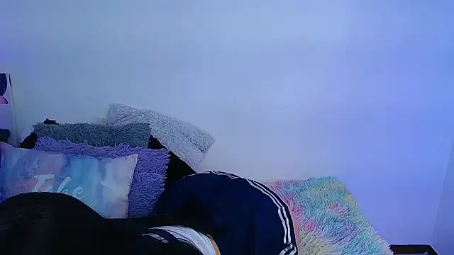 Freechat Isa_Maiden1 on StripChat